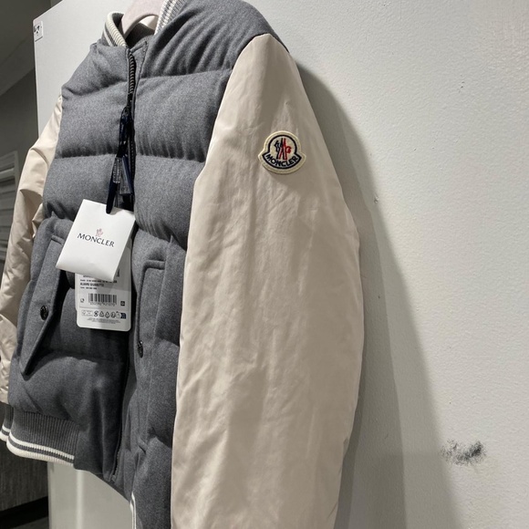 Brand new authentic kids MONCLER ENFANT ALVARO JACKET - Picture 2 of 3
